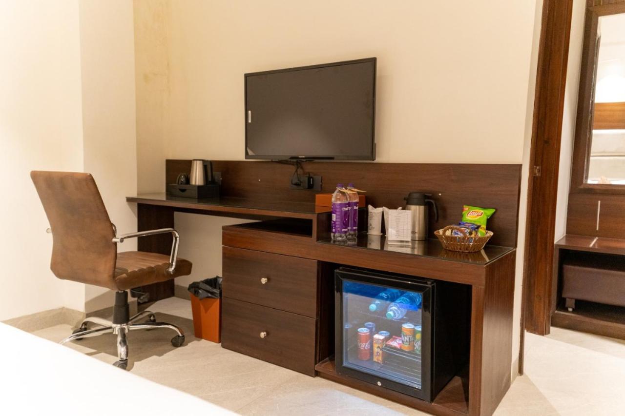 Hotel Smily Ludhiana Exterior foto